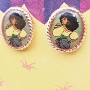 Disney Hunchback of Notre Dame Esmeralda Stud Earrings